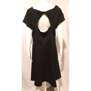 Paper Doll Black Dress w/ Back Cut Out - Size 1X